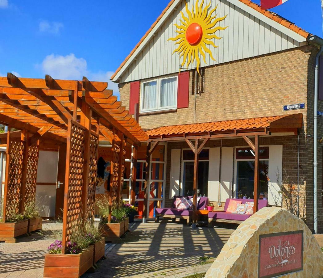 Hotel Dolores Ameland Нес Екстериор снимка